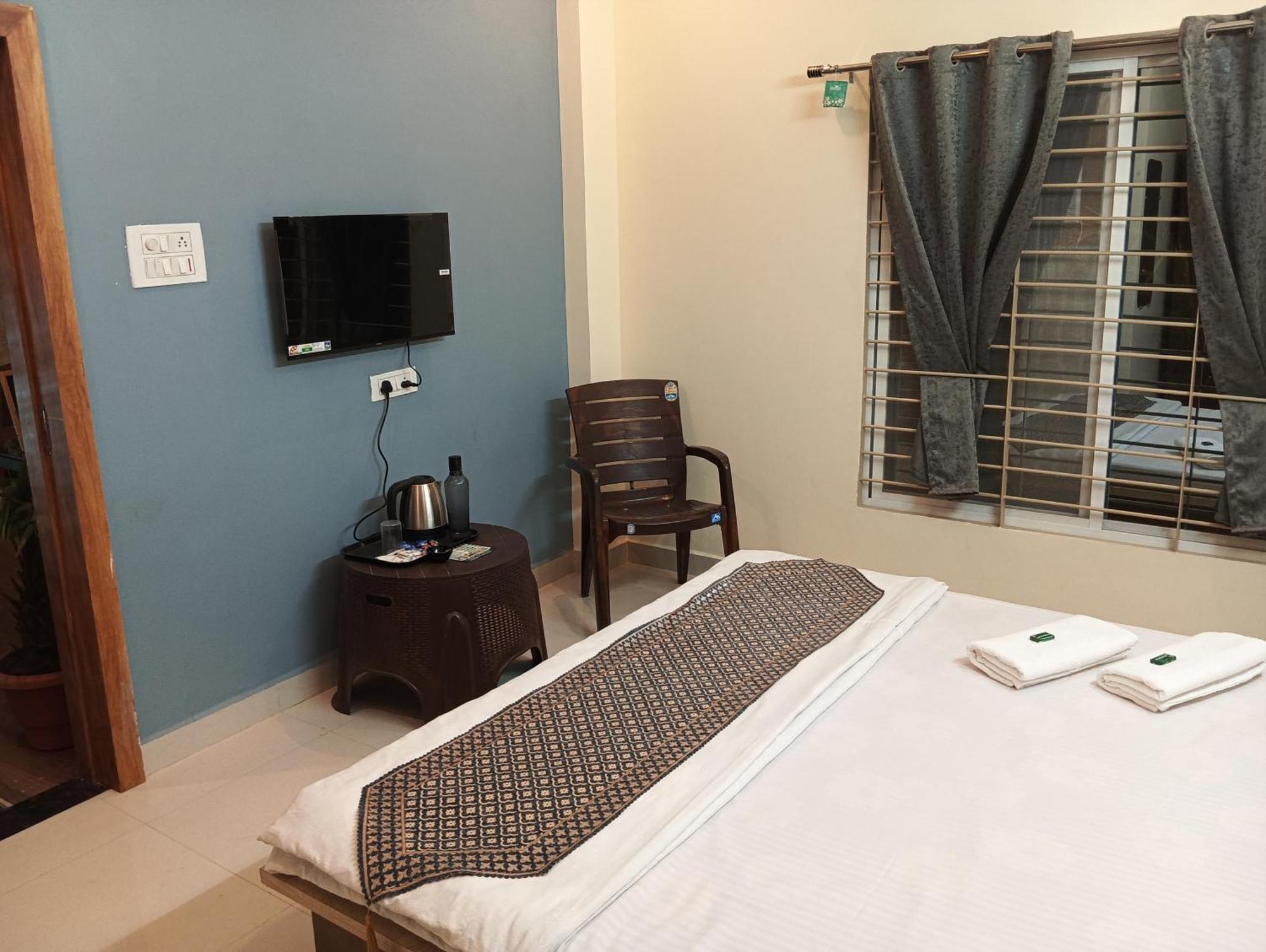 Hotel Shivashray Luxury Stays & Inn Ujjain Exterior foto